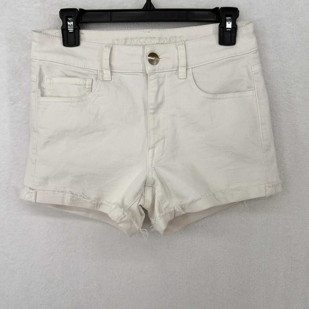 American Eagle Hi-Rise Shortie Shorts Womens 6 White Denim Frayed Hem